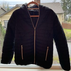 Super cute Women’s Insulated Jacket, XXL. Black.